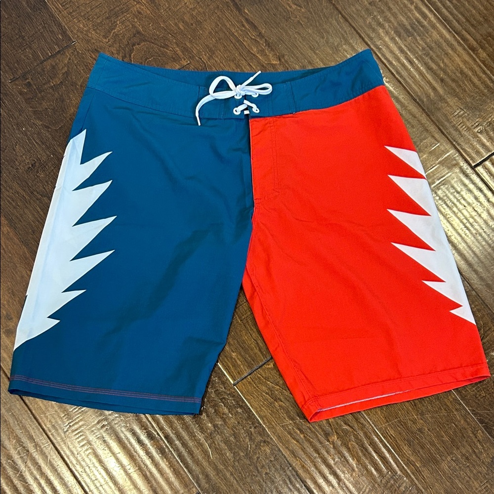 Grateful Dead rwb bolt board shorts